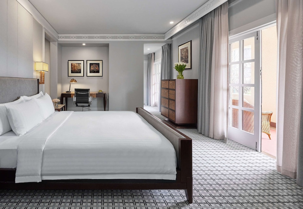 Heritage, King Bed, Balcony
