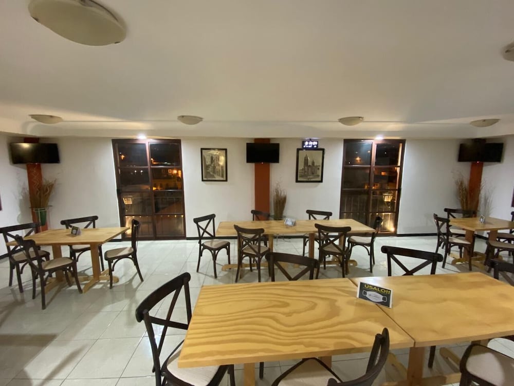 Hotel Posada Tolosa 49/63