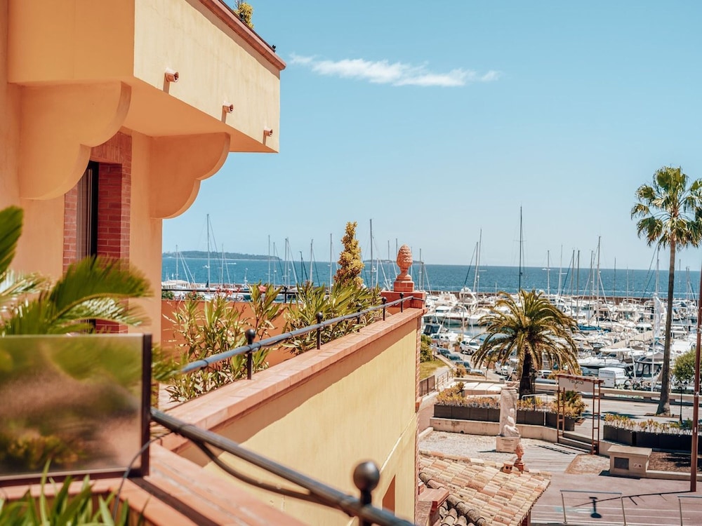 Ermitage de L Oasis Ex Ermitage Du Riou Cannes Mandelieu 6/80