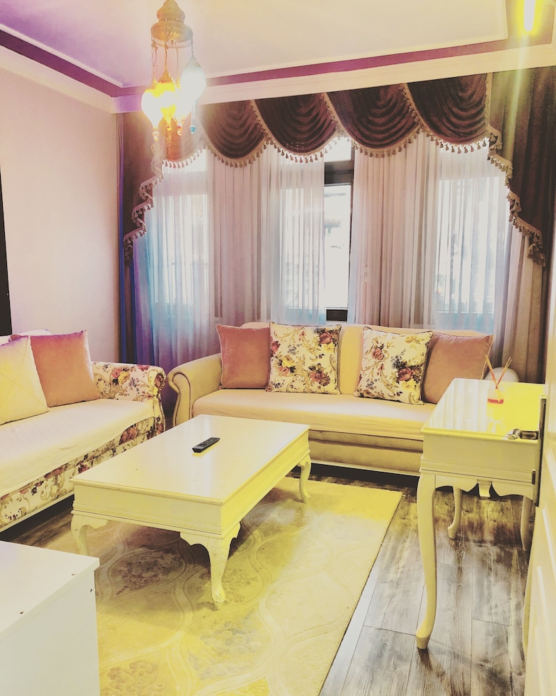 Taksim Cmlm Apart 27/50