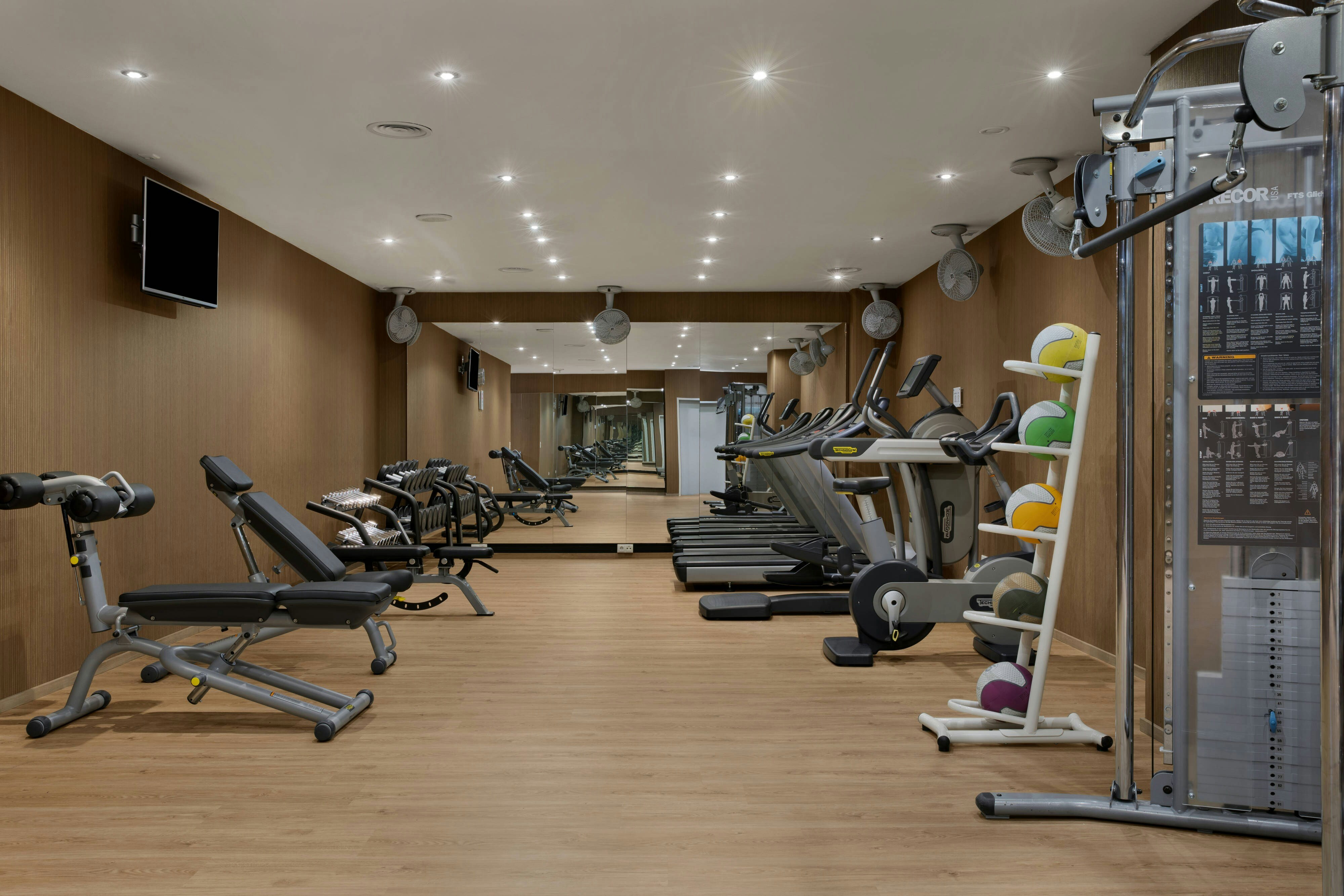 Ac Hotel By Marriott Innsbruck 13/27