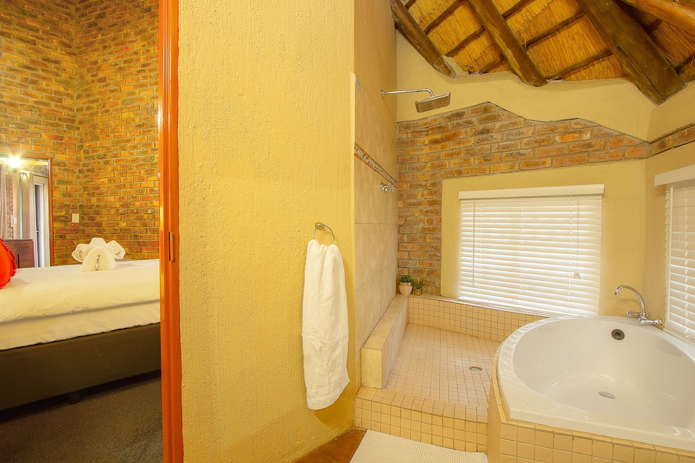 Imbube Safari Lodge 49/50