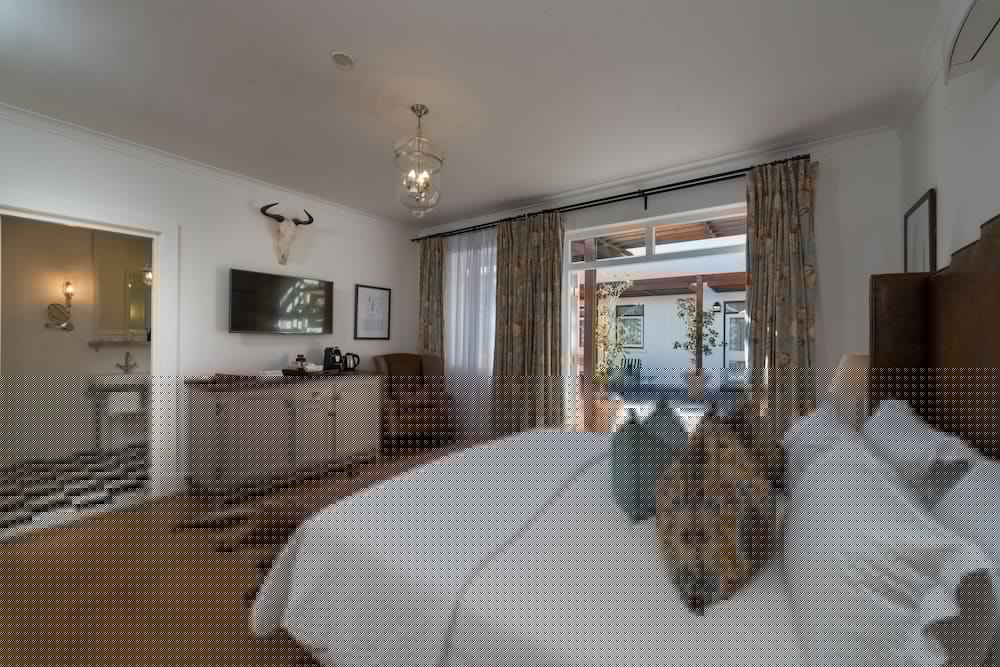Drostdy Hotel 27/77