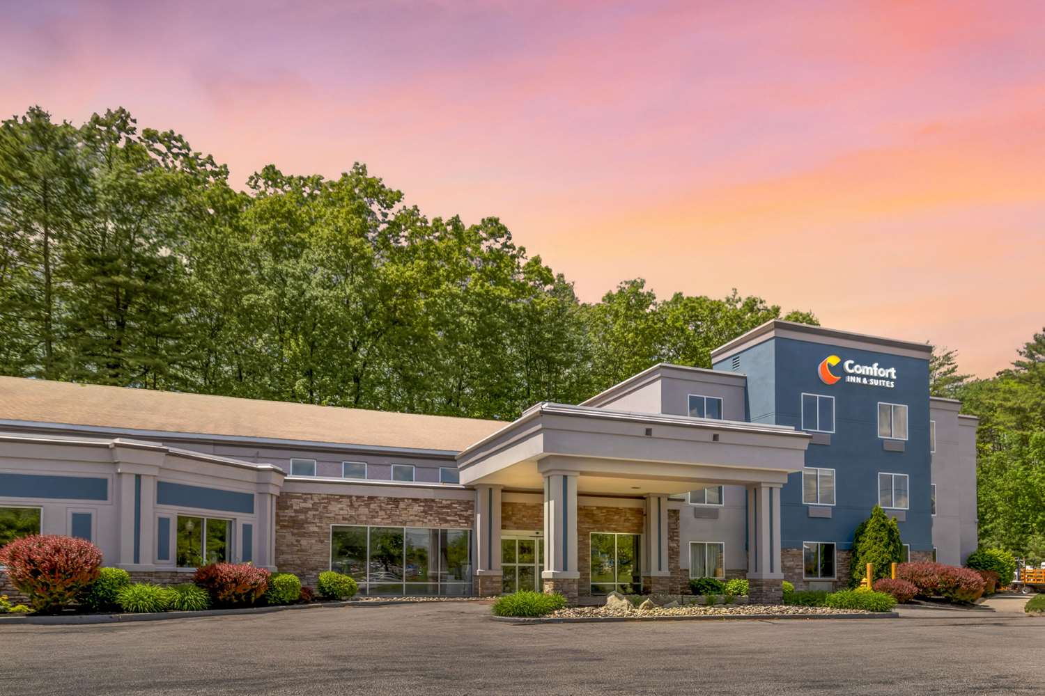 Comfort Inn & Suites Saratoga Springs 2/24