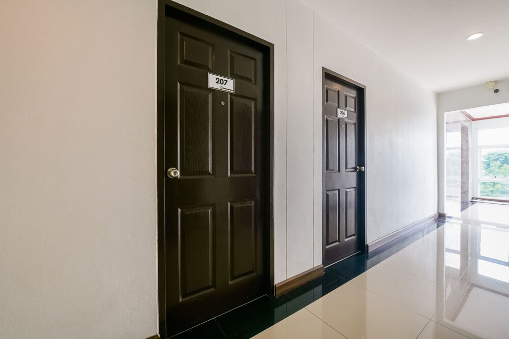 OYO 350 Mae Saeng Place 23/30
