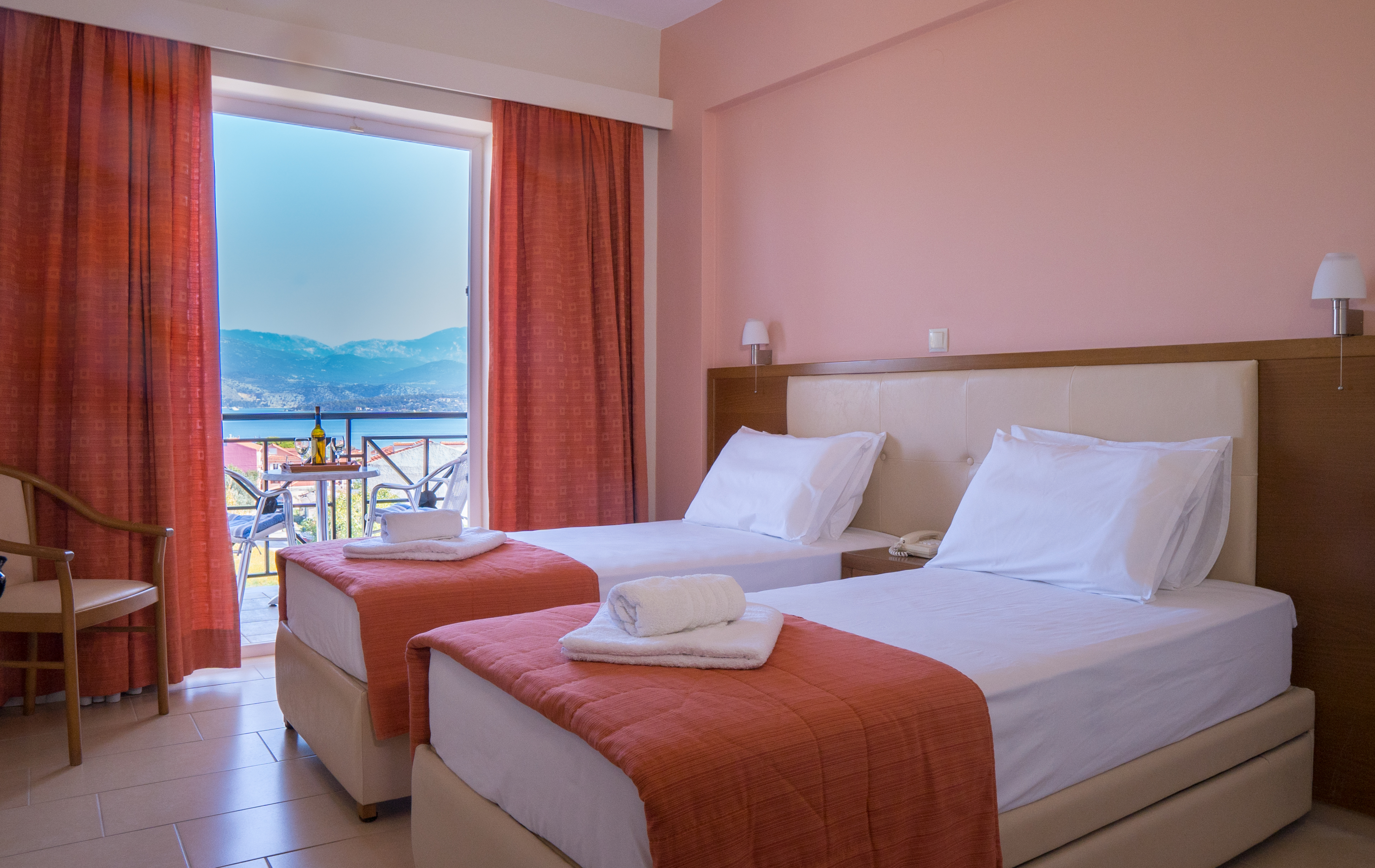ROOM, DOUBLE BED, SEA VIEW