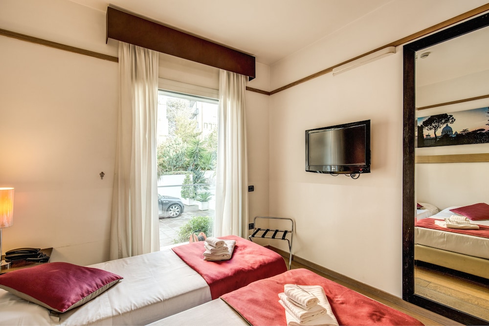 Ginevra Palace Hotel 7/30