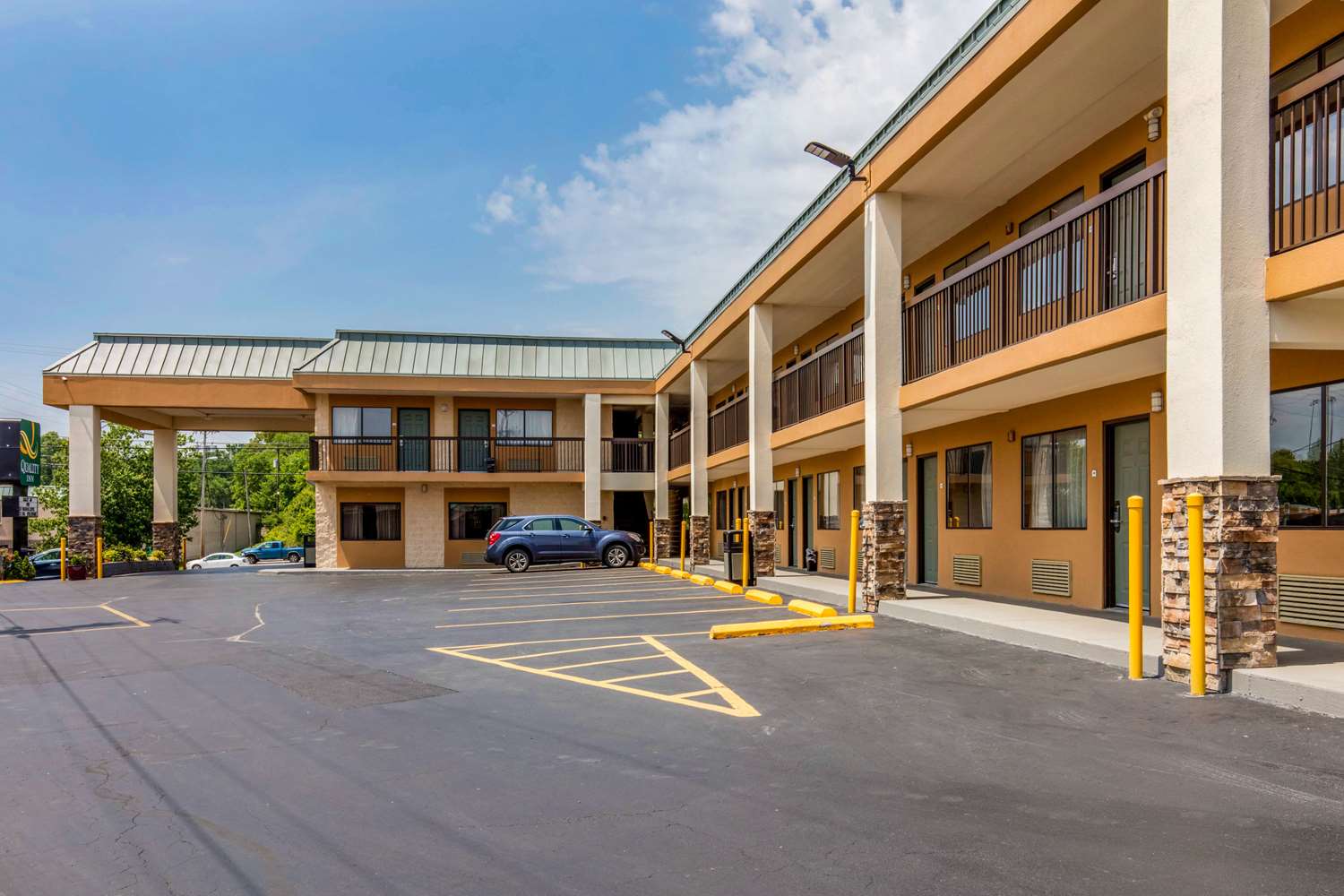 Quality Inn Kingston Springs, TN 38/39