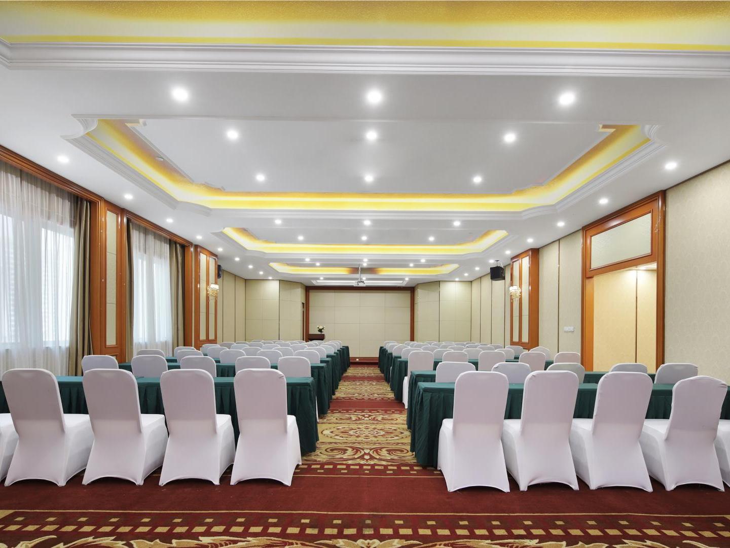 Magnotel Hotel 34/38