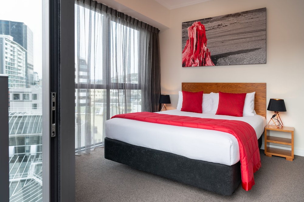Boulcott Suites 17/70