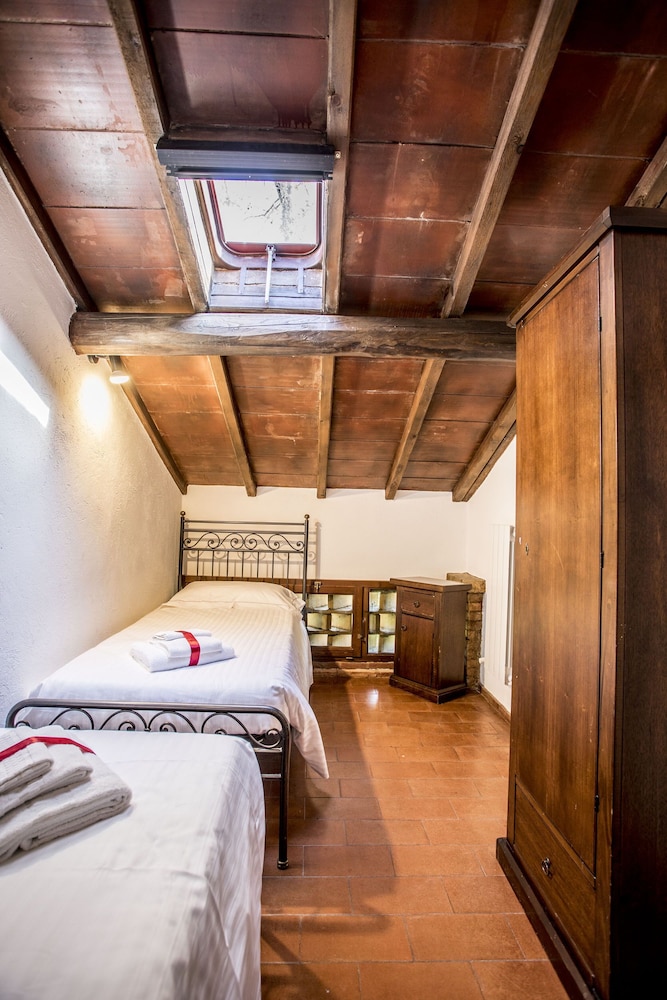 Residence Borgo Il Poggiaccio 30/82