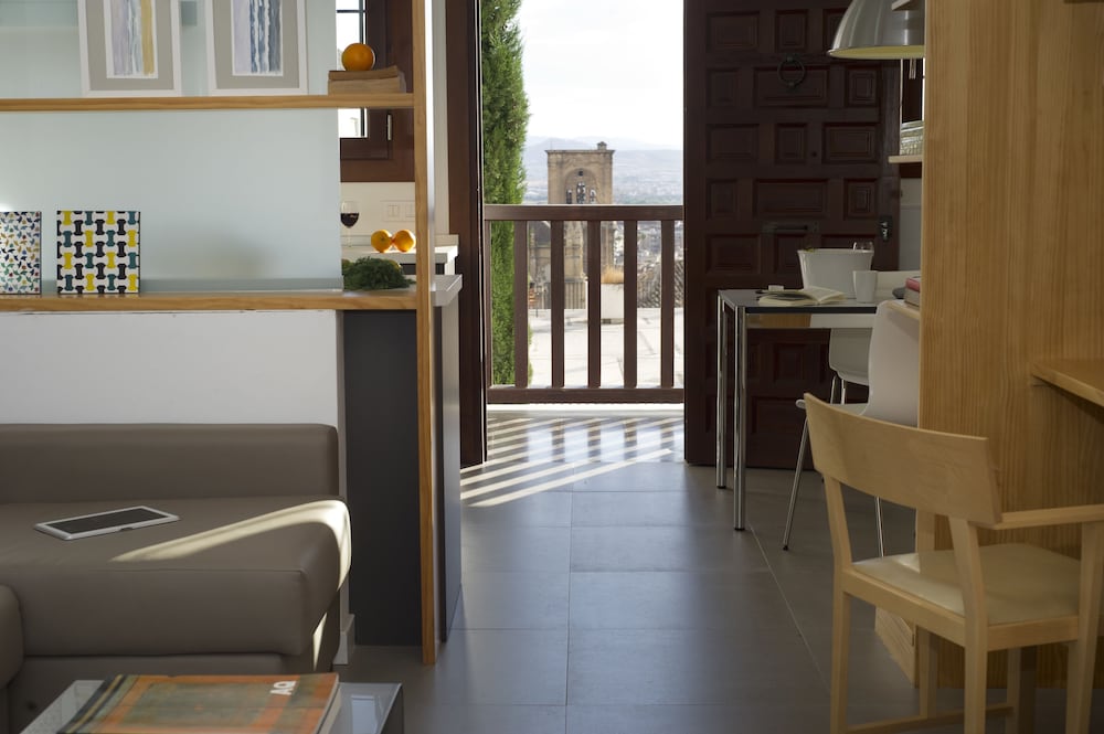 Smart Suites Albaicin 12/63