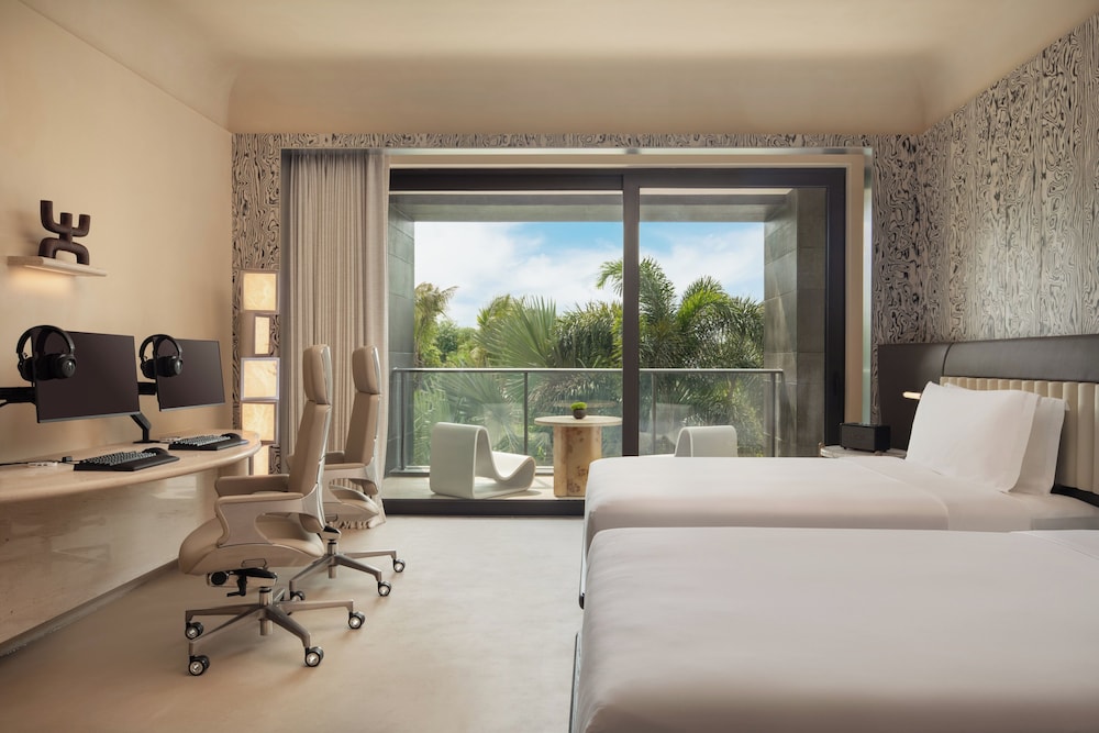 Essential, 2 Double Beds