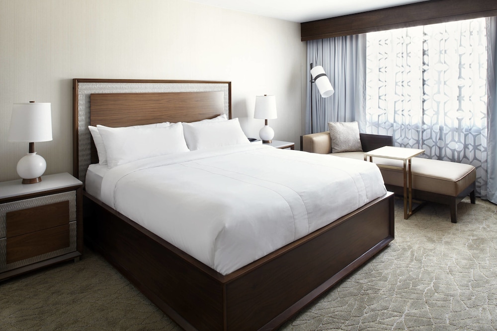 Raleigh Marriott Crabtree Valley 15/64