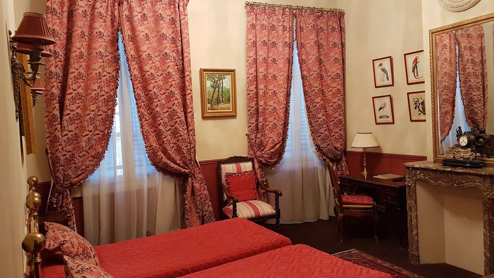 Hôtel Cardinal 34/58