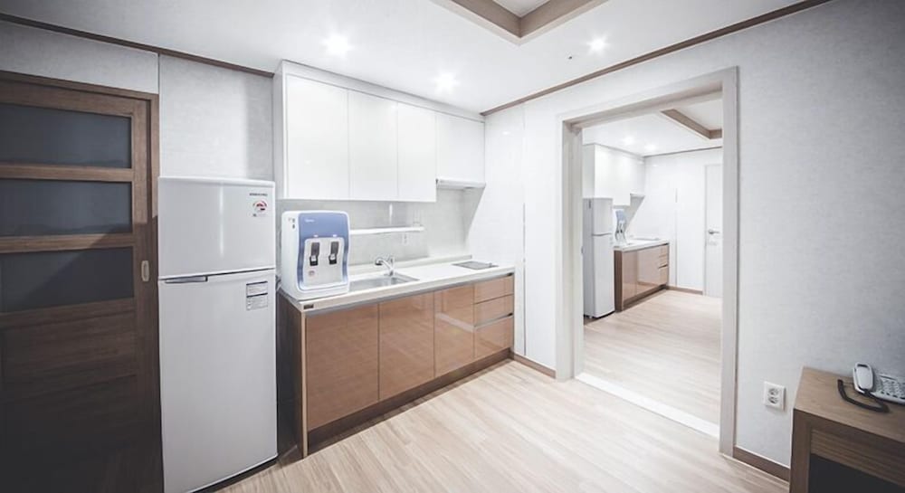 Sunbeach Resort 40/40