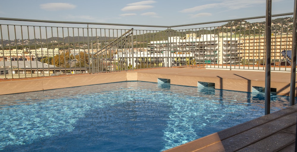 Apartaments Ponent 32/38