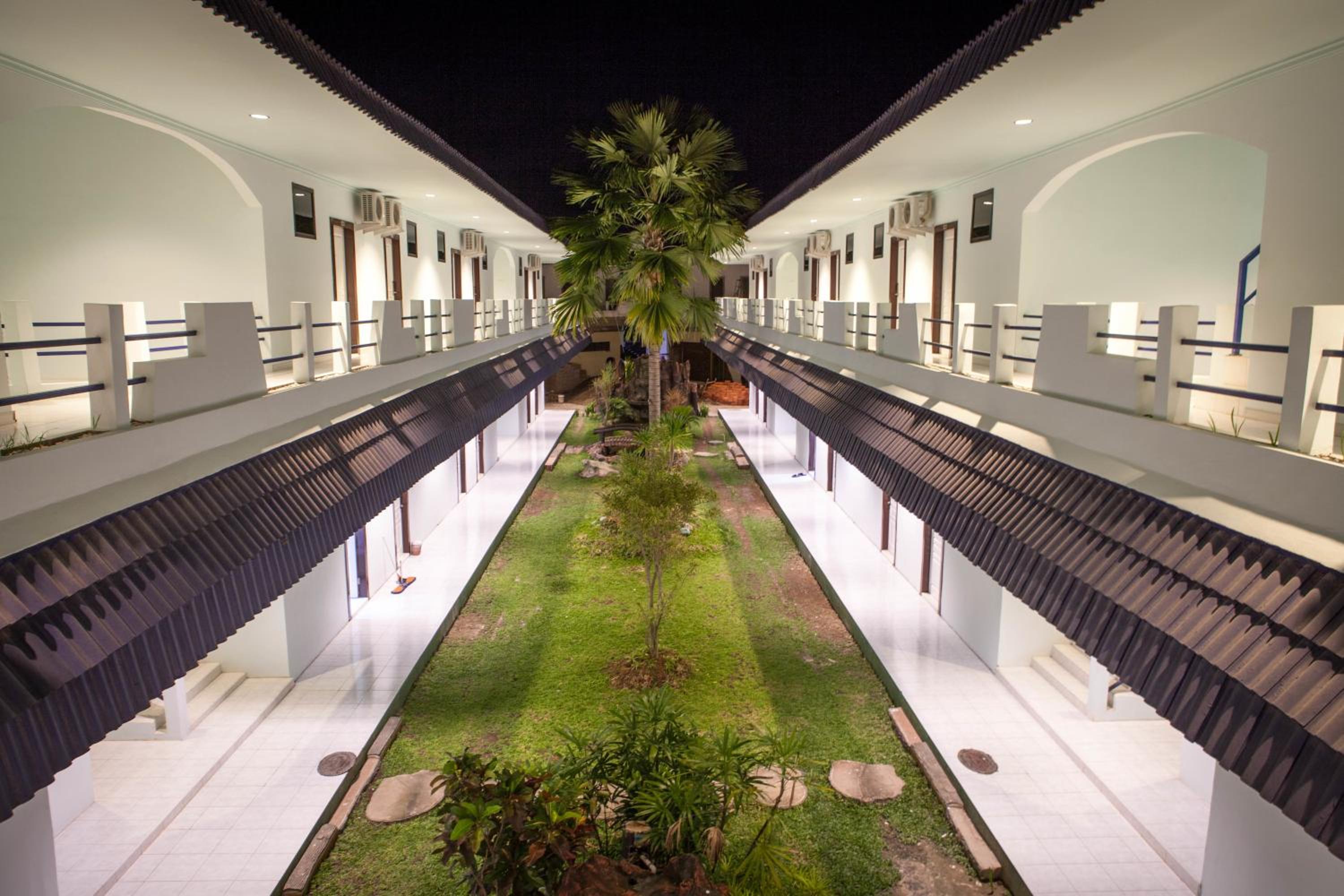 Mahkota Hotel 7/56