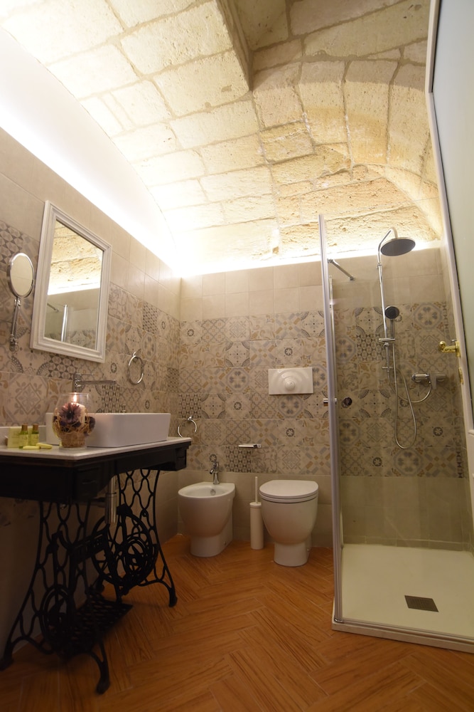 Cadelli Luxury Suite 45/48
