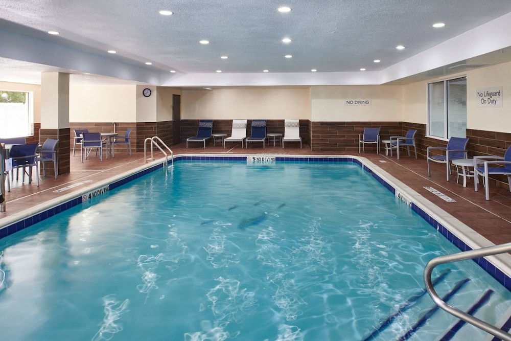 Fairfield Inn Detroit Livonia 2/21