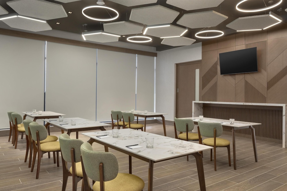Hyatt Place Windsor 43/50