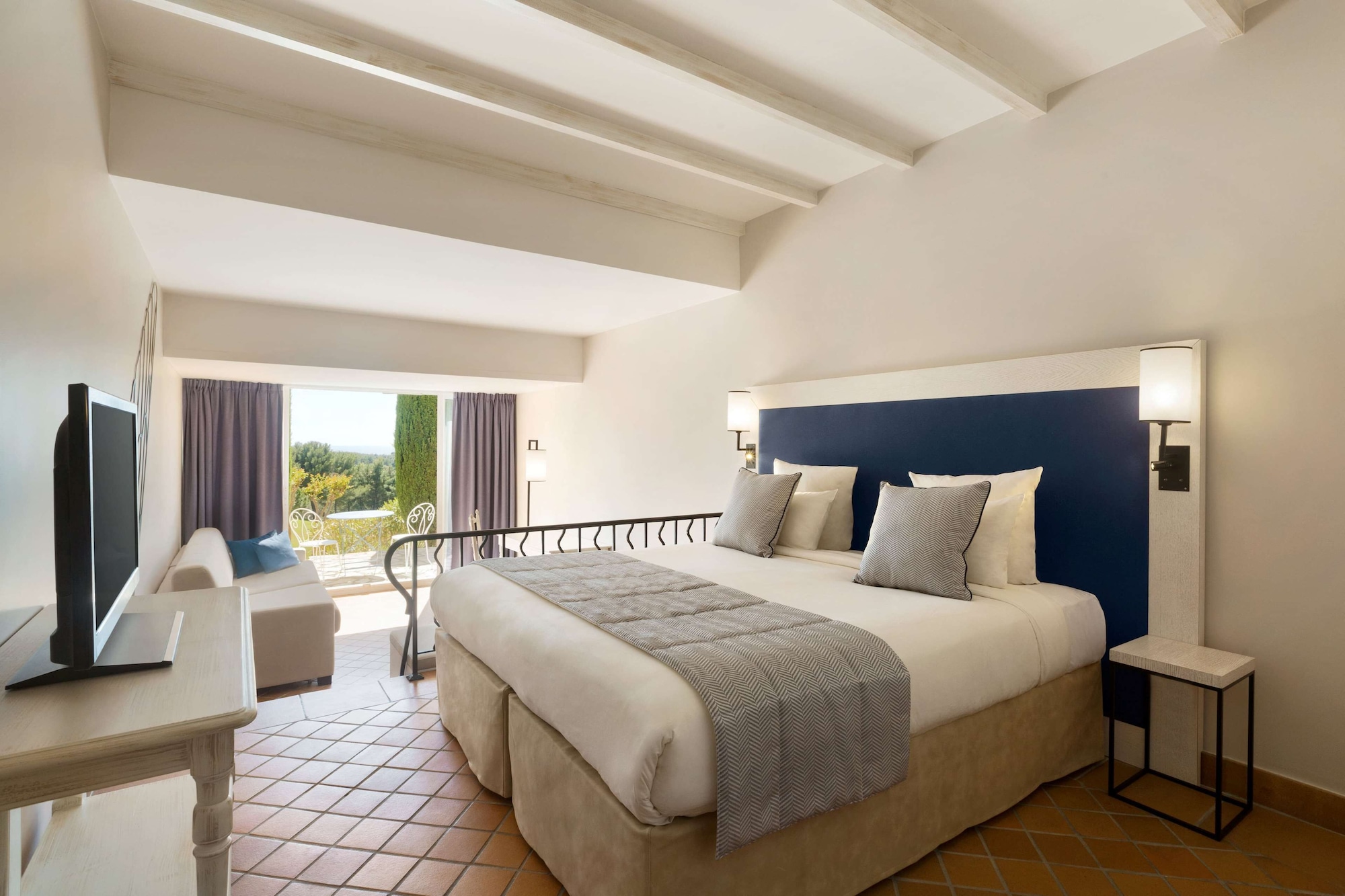 Suite, Queen Bed, Sea View, Sofa, Terrace