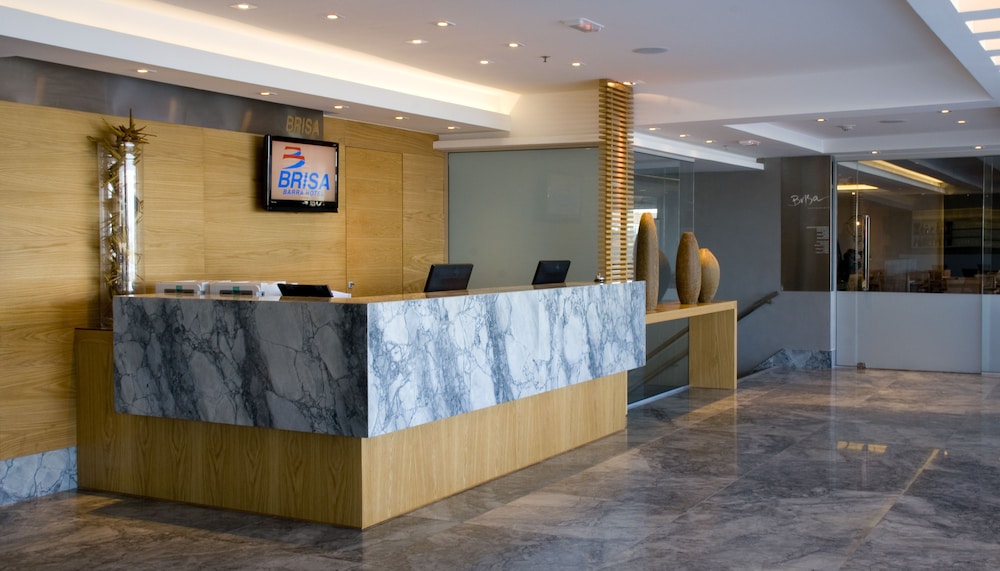 Riale Brisa Barra Hotel 8/83