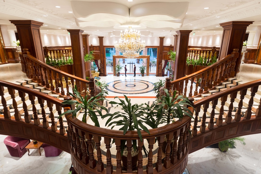 REGENCY ANGKOR HOTEL 30/50