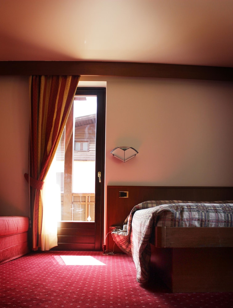 Hotel Garni Binelli 18/40