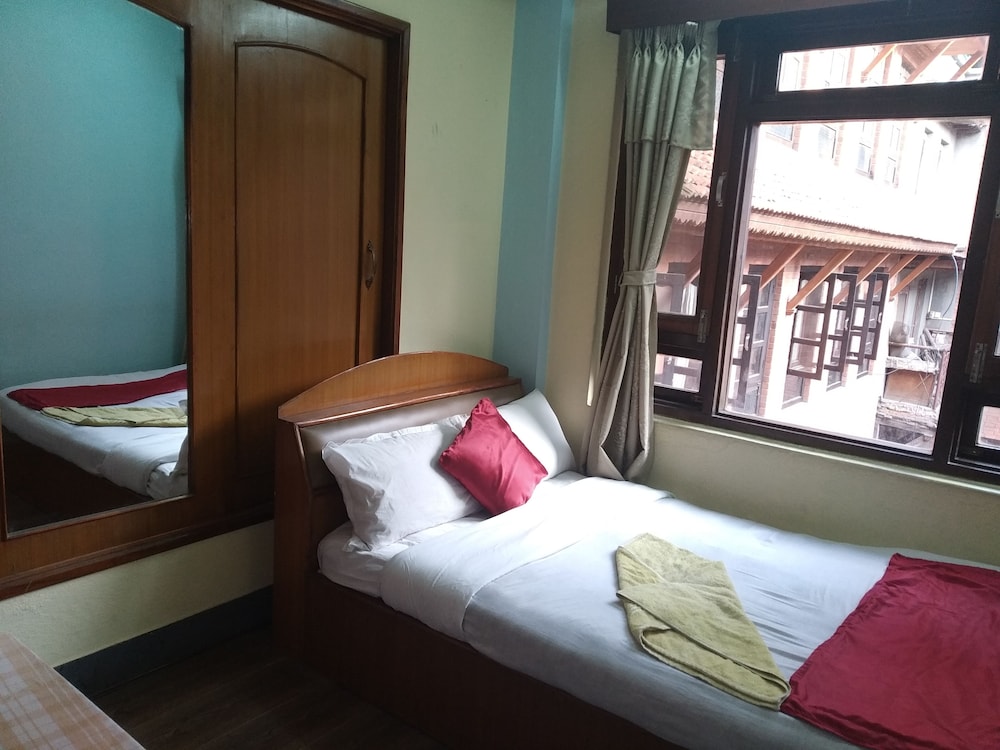 Golden Gate Guest House 18/42