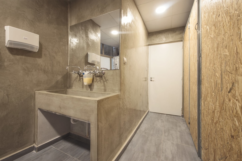 Bedbox Hostel 40/47