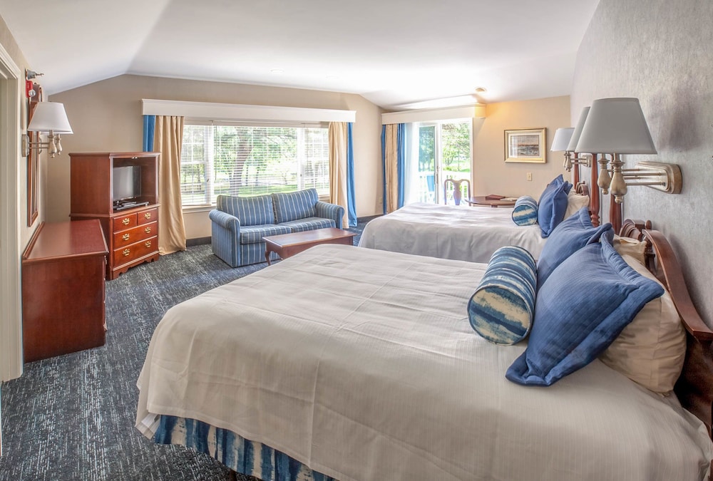 Blue Rock Resort 30/70
