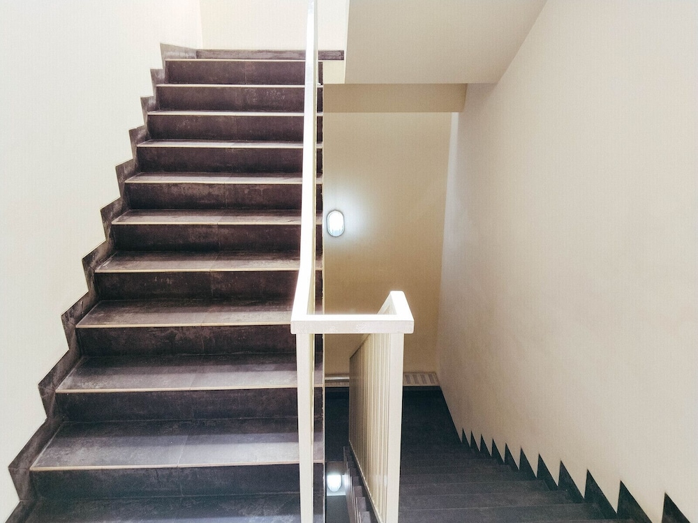 Oyo 115 Portal Residence 30/54