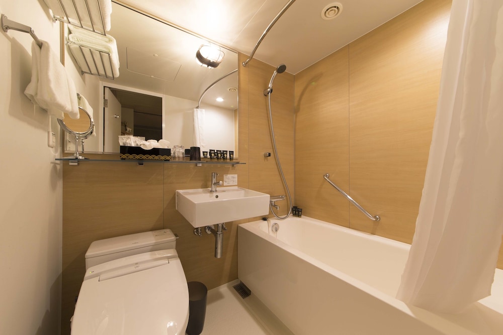 Royal Park Takamatsu 50/50