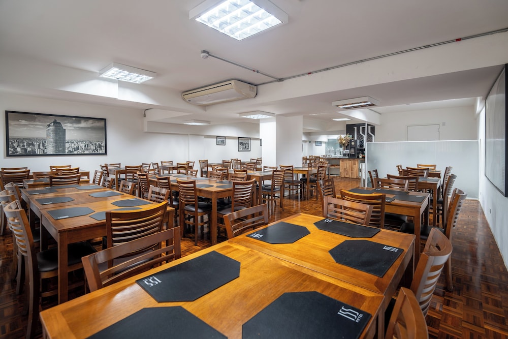 155 HOTEL 45/54