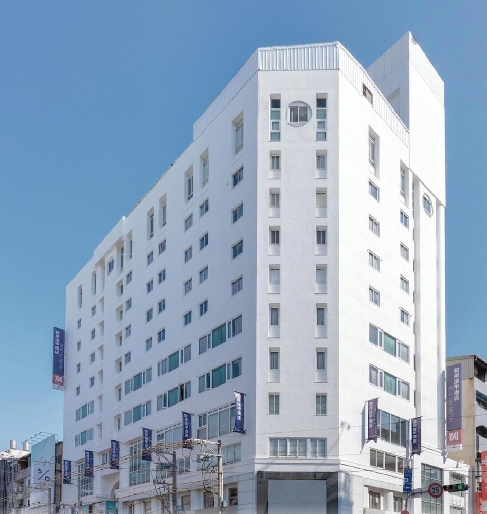 Beacon Hotel 2/69