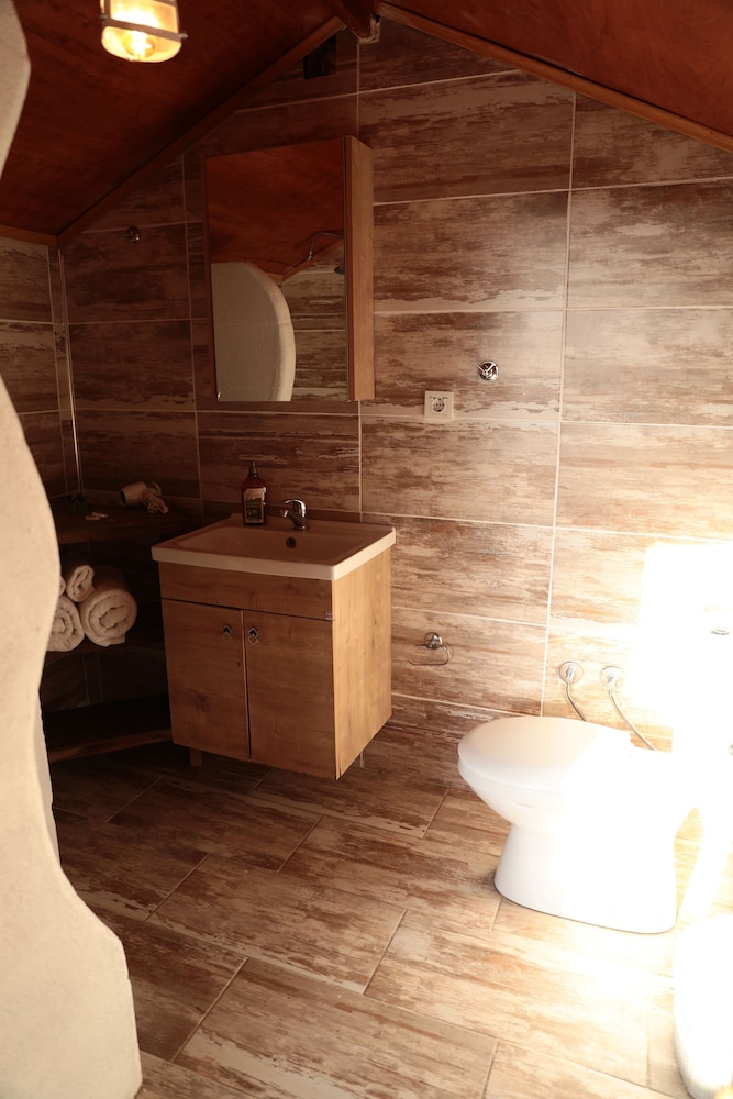 Kayserkaya Cottages & Camping 49/50