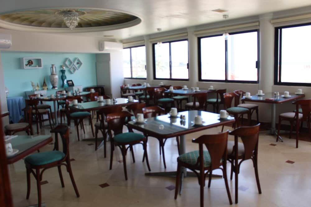 Hotel Playa Marina 34/52