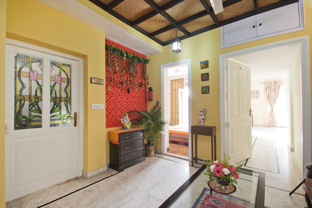 Praskash Kutir 10/70