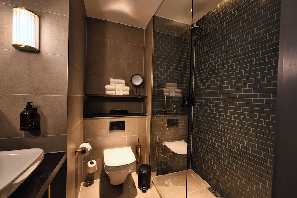 Hotel AMANO Covent Garden 55/60
