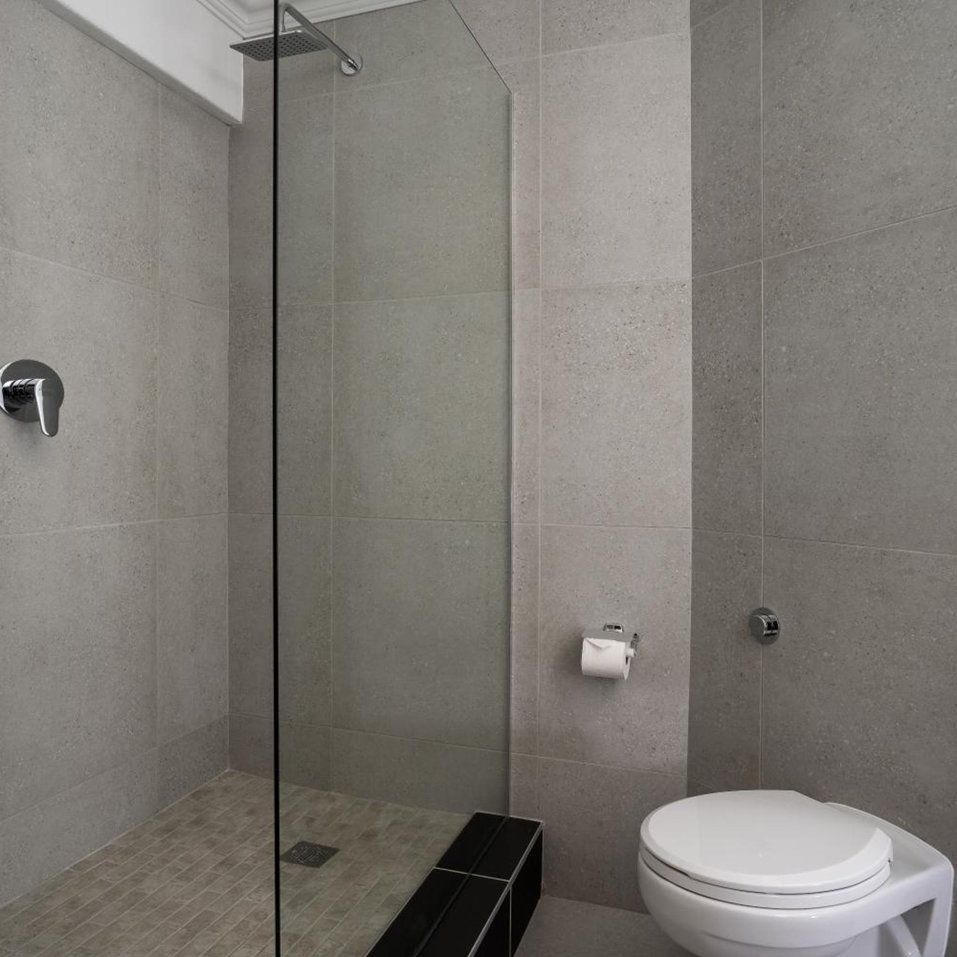 غرفة عائلية، The Oasis Hotel 7/9