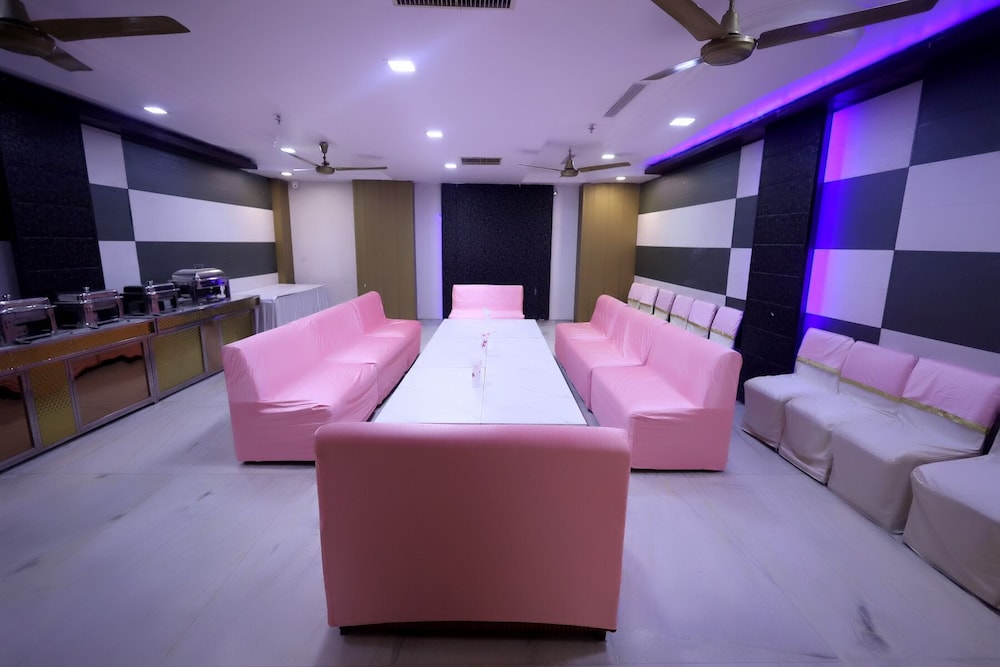 Hotel Krishna Sagar(Raj Nagar) 58/62