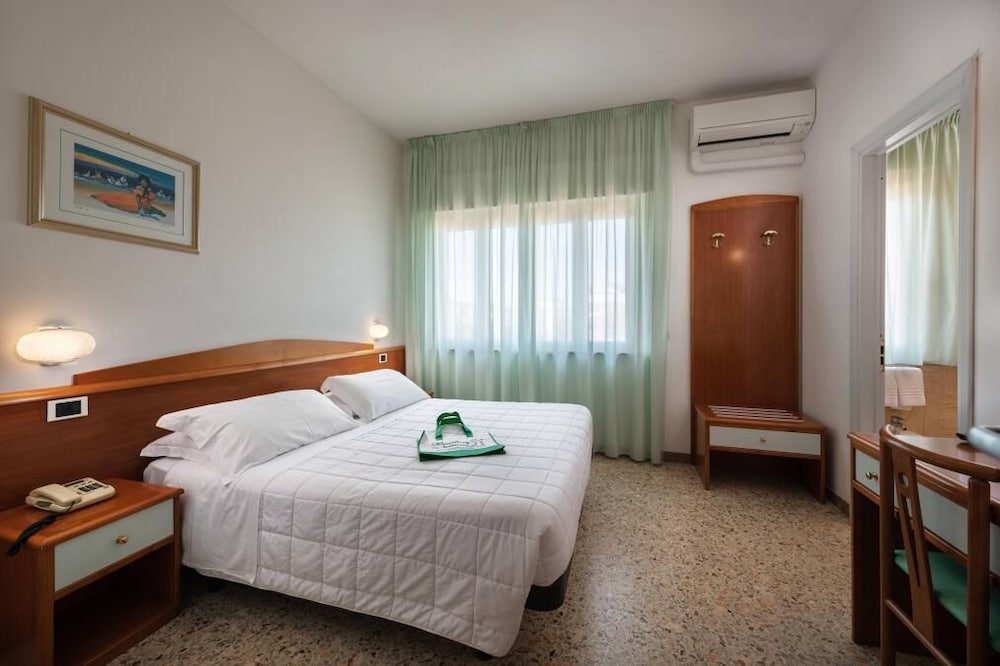 Hotel Poseidon & Nettuno 15/63