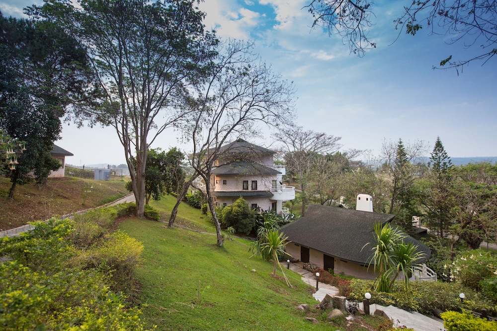 Imperial Phukaew Hill Resort 57/67