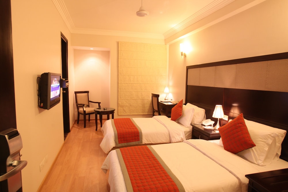 PREMIUM, DOUBLE OR TWIN BED