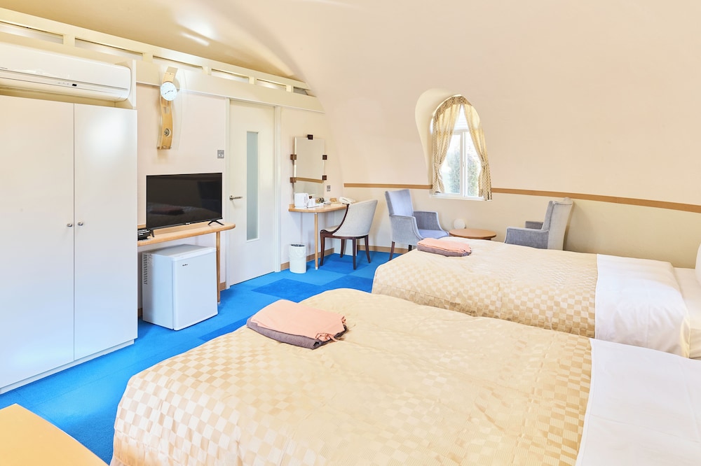 Room, Twin Beds, Royal Zone