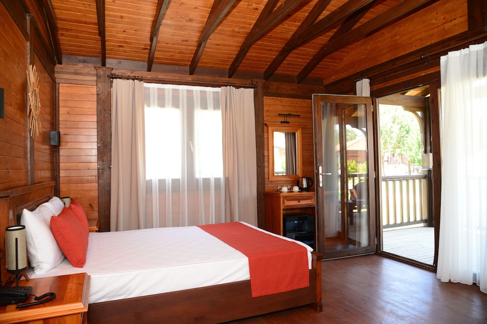 Enso Inn 10/49