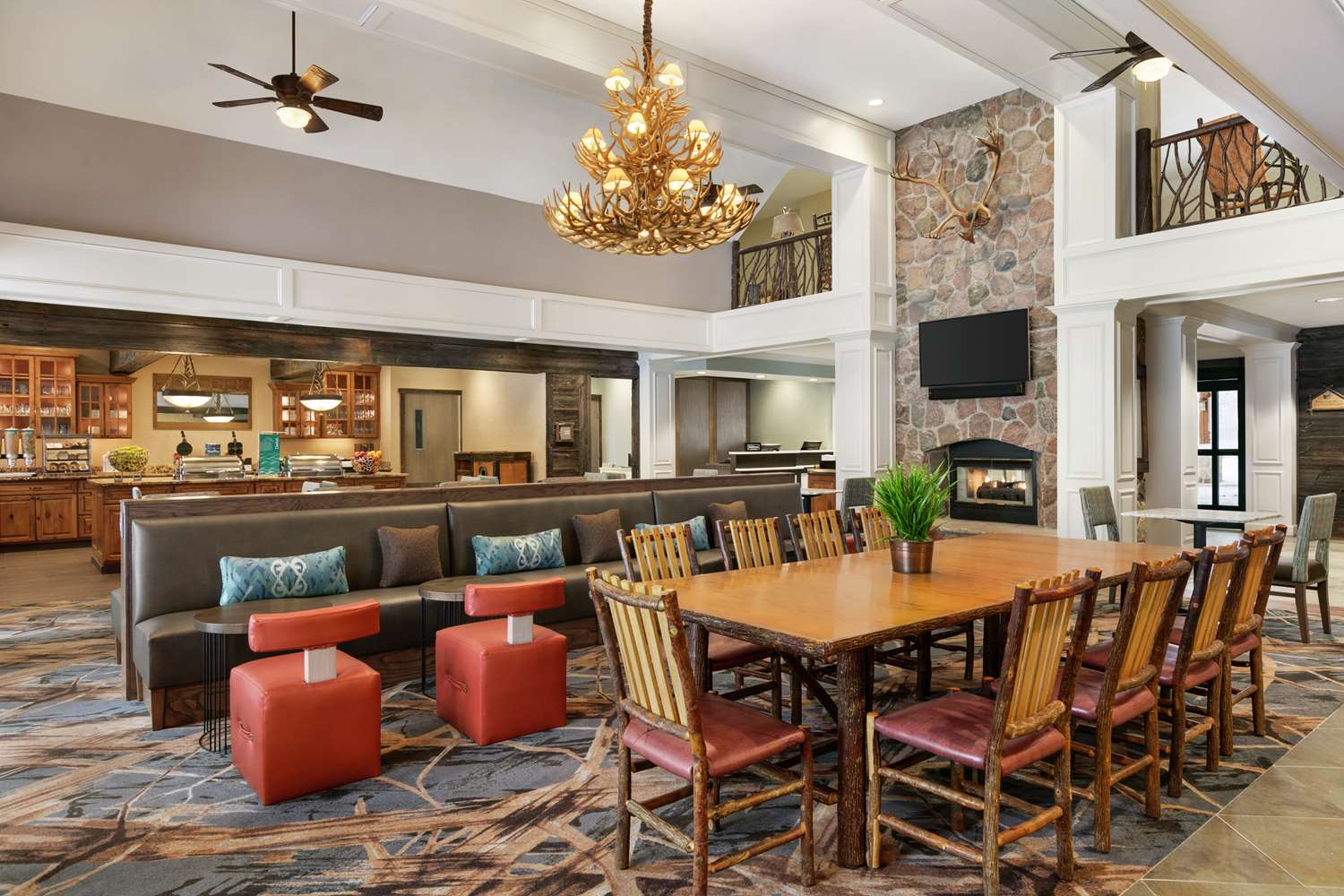 restaurant cafeteria