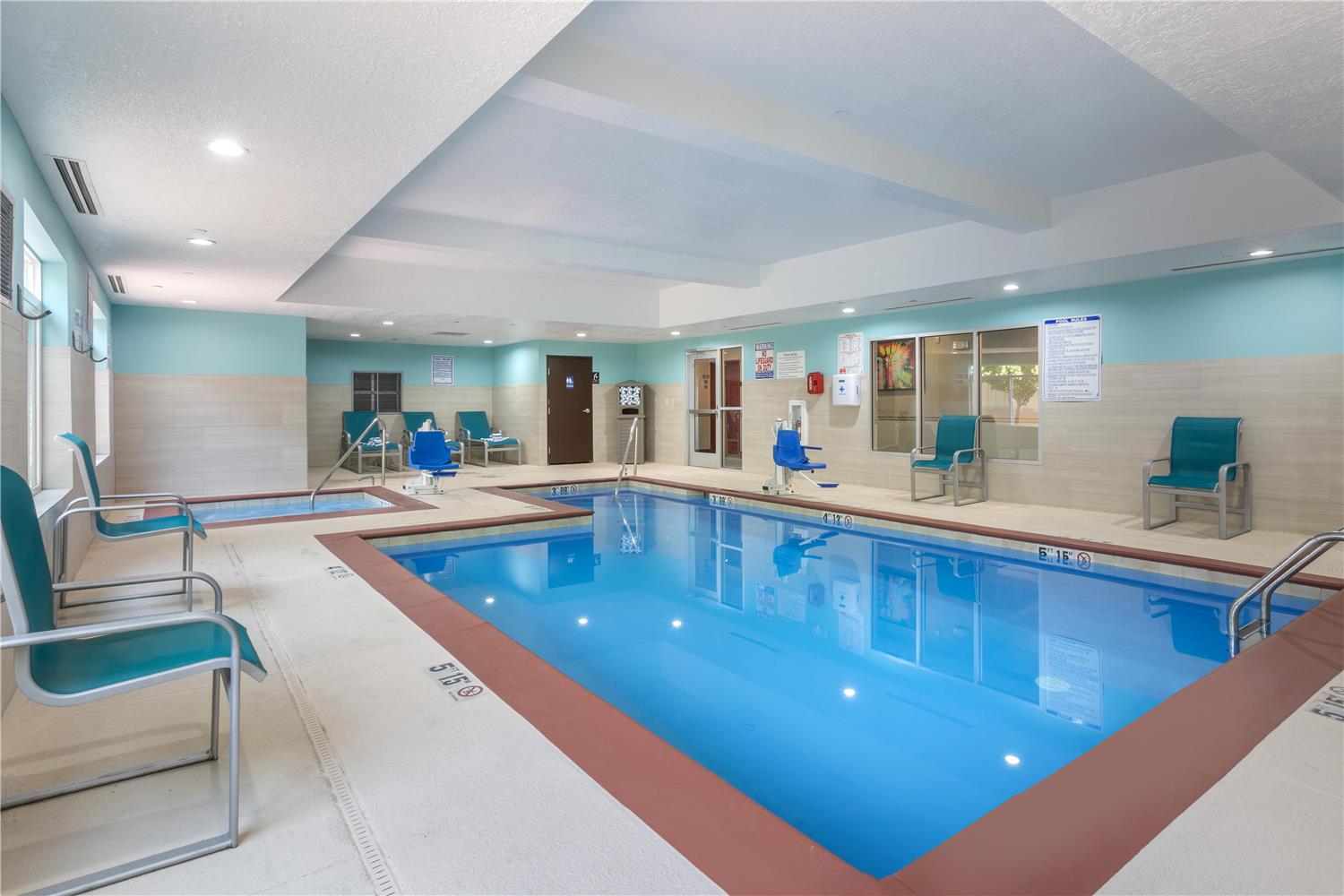 Best Western Plus Gallup Inn And Suites 17/37