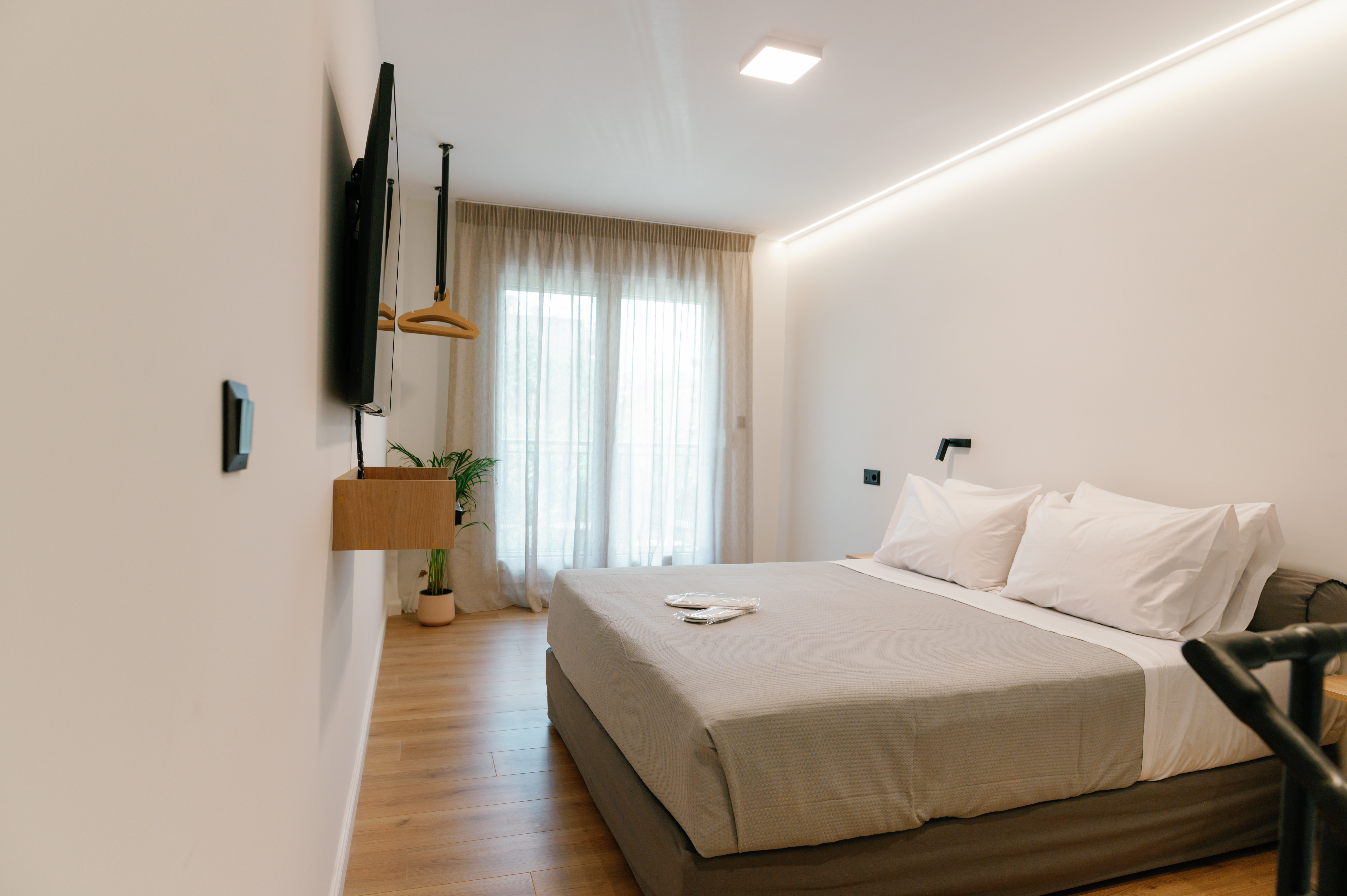 2 Bedrooms, 2 Bathrooms